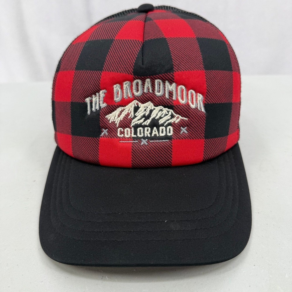 The Broadmoor‎ Colorado Buffalo Plaid Trucker Hat Mesh Black Red Embroidered